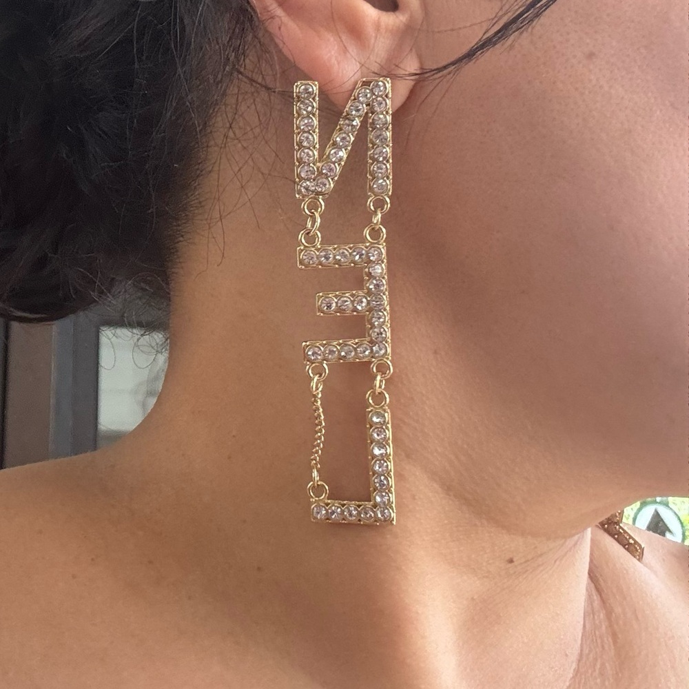 CHANEL Gold Dangle Earrings with Sparkling Accents - Picture 2 of 7